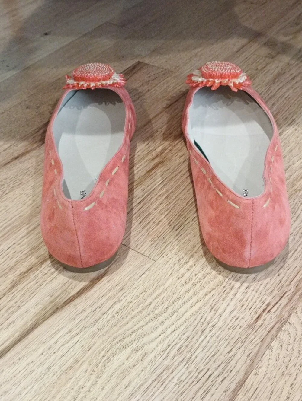 Donald J. Pliner coral suede